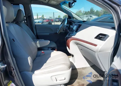 2012 Toyota Sienna Xle V6 8 Passenger from USA, damaged, VIN 5TDYK3DC8CS267049